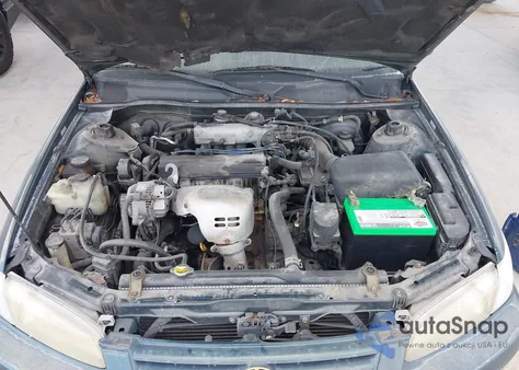 1998 Toyota Camry Ce/Le/Xle from USA, damaged, VIN 4T1BG22K2WU296053